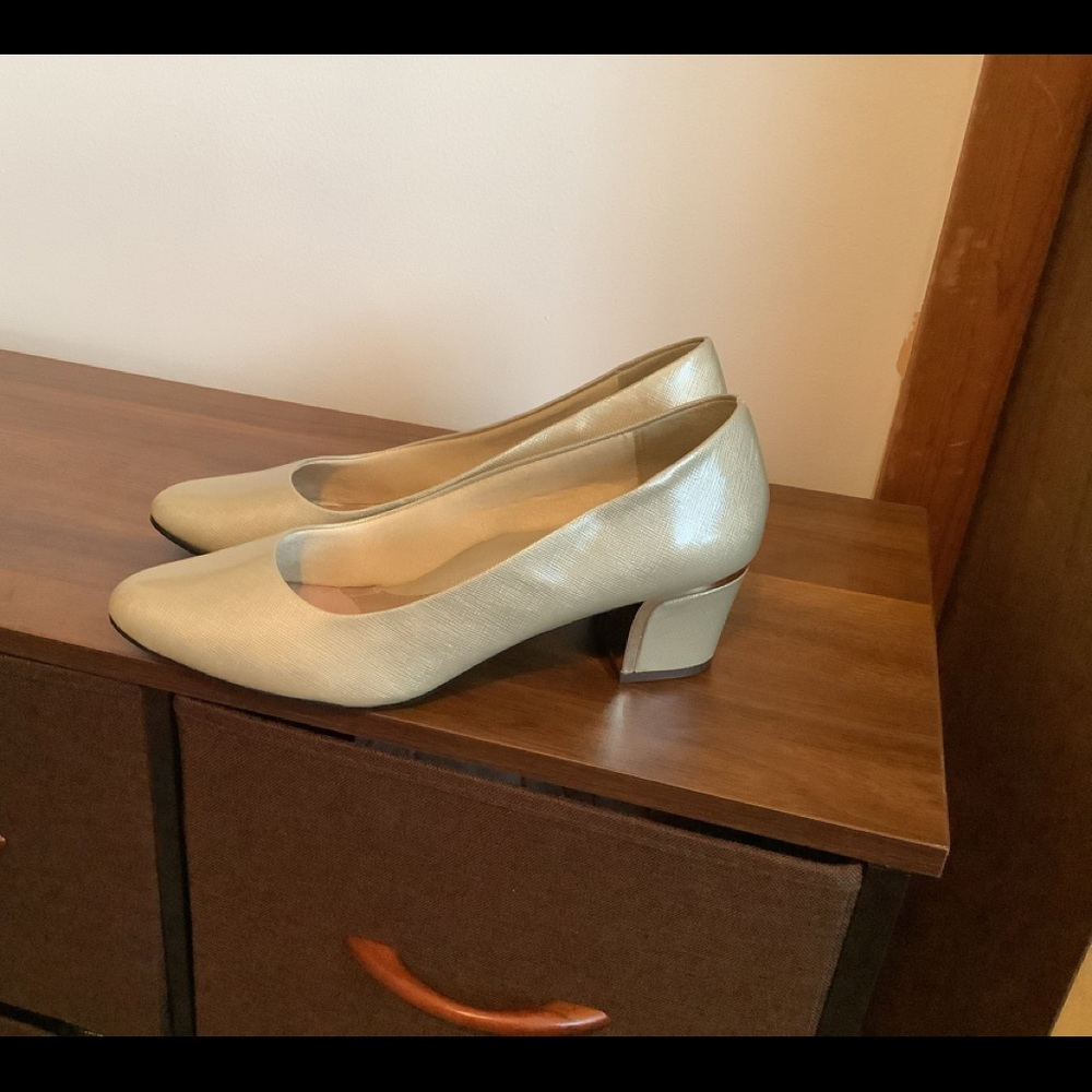 Soft Style pump - Picture 3 of 7